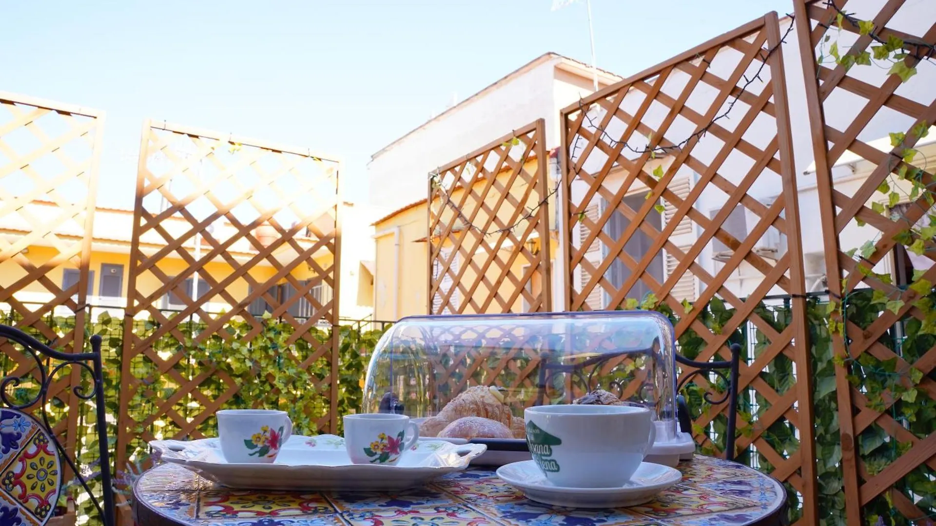 Bed & Breakfast La Maison Di Donna Elena Cercola Italy